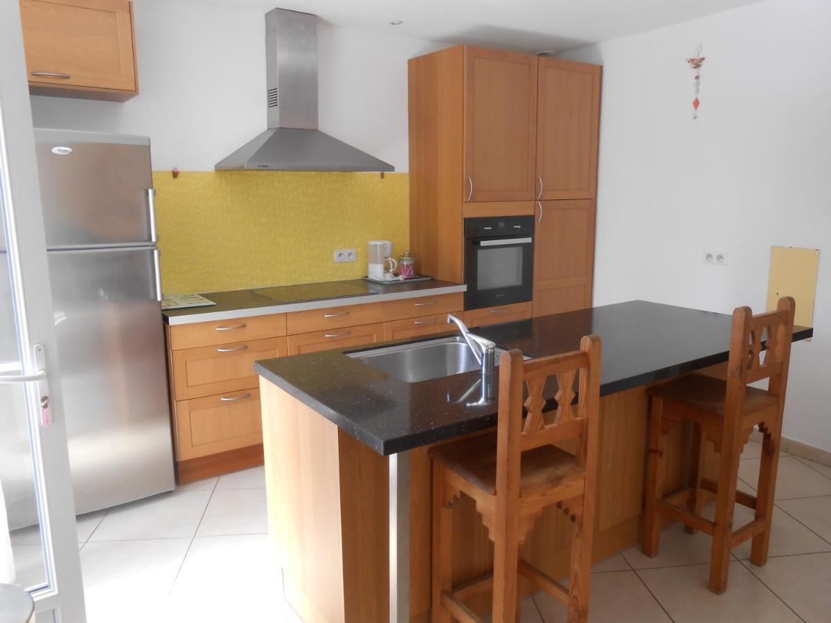 Holiday home Maison Spacieuse Et Agreable Saint-Georges-de-Luzencon